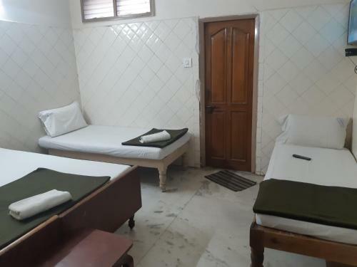 Hotel Railotel Tirupati