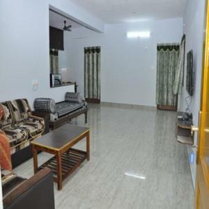 Hostal Pickurstay Maanas Homestay