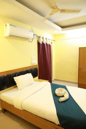 Hotel Sravanthy Inn