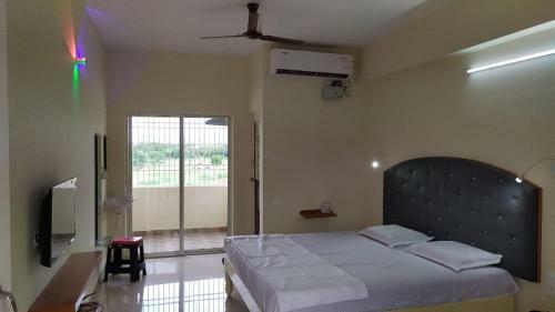 Srinivasa Hotel