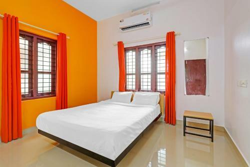 Hotel Capital O 84184 Pop Tavern Kazhakkottam
