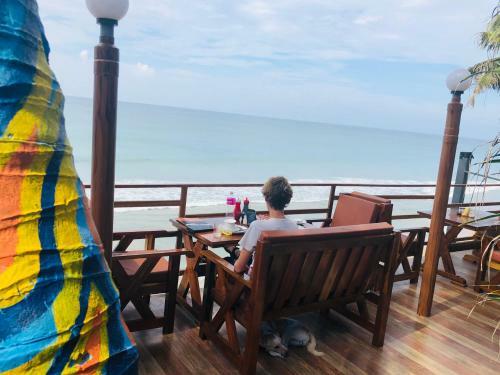 Hotel Black Beach Resort