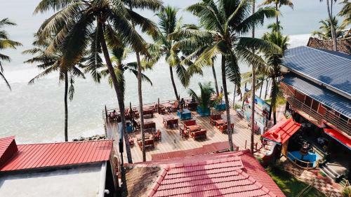 Hotel Black Beach Resort