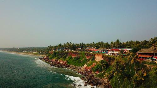Hotel Black Beach Resort