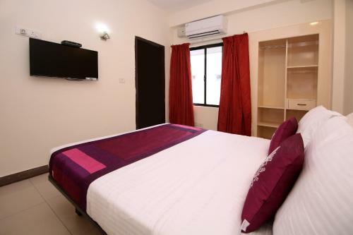 Oyo Flagship 76636 Capital Hotel