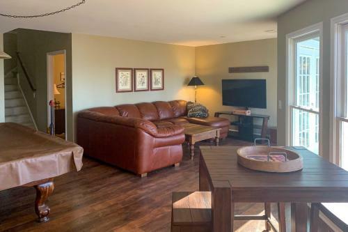 Lavonia Lake House With Private Dock And Bonfire!