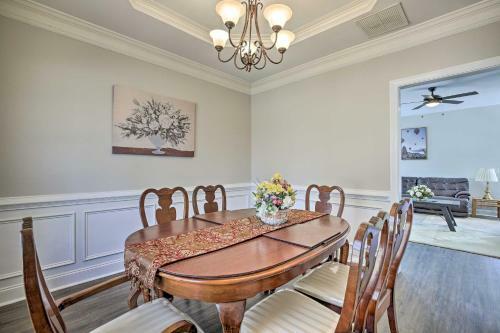 Quiet Home With Private Yard, 26 Mi To Atlanta!