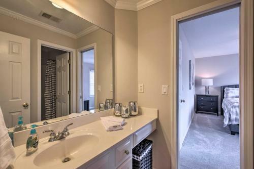 Updated Mableton Home About 14 Miles To Dtwn Atl!