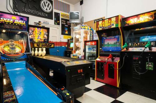 Oasis Arcade