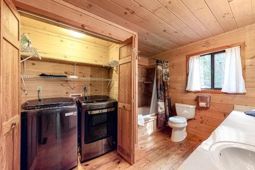 Woodglen Hideaway