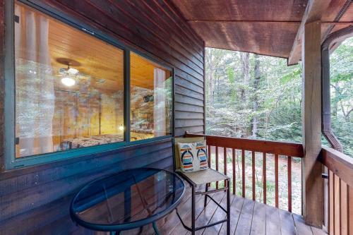 Woodglen Hideaway