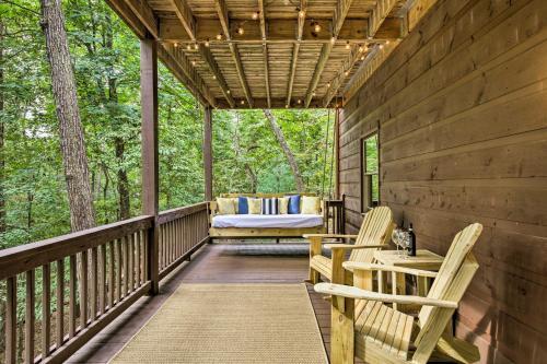 Serene Escape With Game Room And Resort Amenities