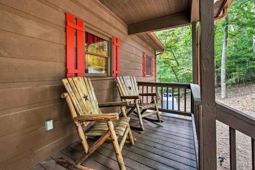 Serene Escape With Game Room And Resort Amenities