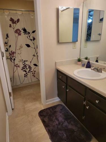 Home Away From Home 2 Bedroom Townhouse