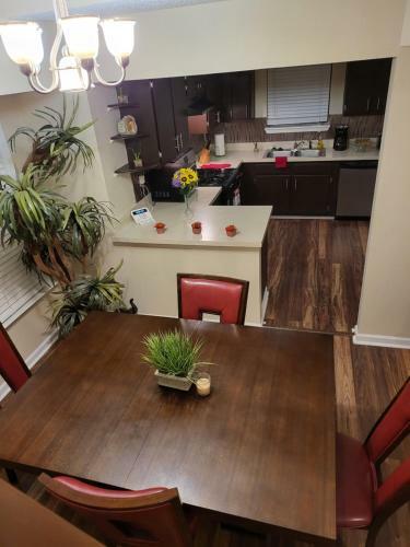 Home Away From Home 2 Bedroom Townhouse
