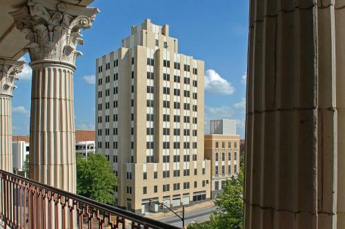 Hotel Forty Five, Macon, A Tribute Portfolio Hotel