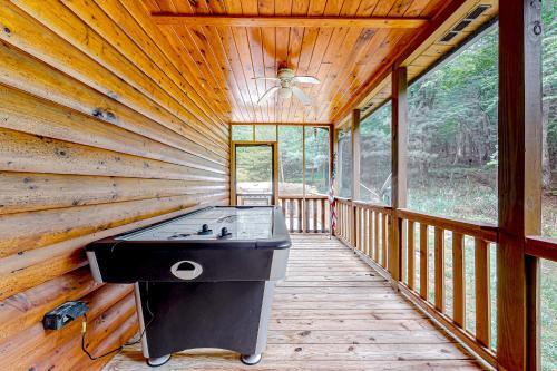 Elliott's Hideaway
