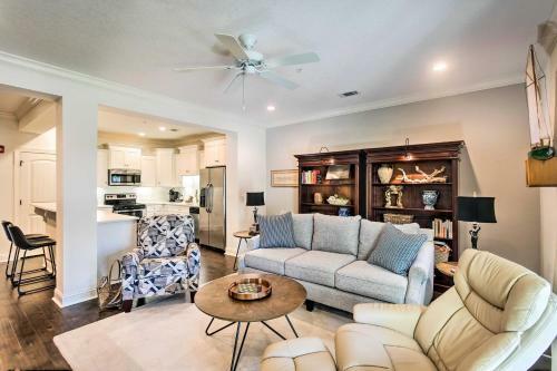 Chic St Simons Island Townhome With Pool Access