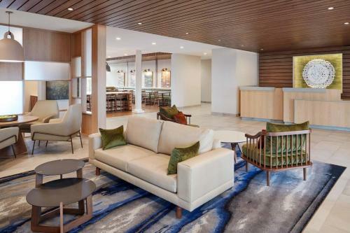 Hotel Fairfield By Marriott Inn & Suites Rome
