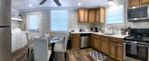 Comfortable Cottage On The Blue Mile - Close To Gsu!