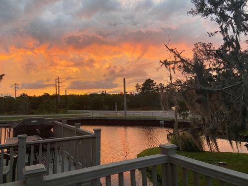 Selah - 2 Bed - 1 And A Half Bath St Simons Condo With Community Pool