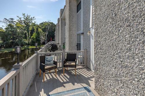 Selah - 2 Bed - 1 And A Half Bath St Simons Condo With Community Pool