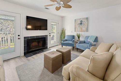 Selah - 2 Bed - 1 And A Half Bath St Simons Condo With Community Pool