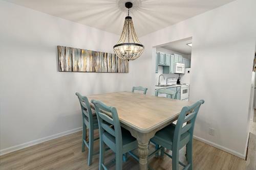 Selah - 2 Bed - 1 And A Half Bath St Simons Condo With Community Pool