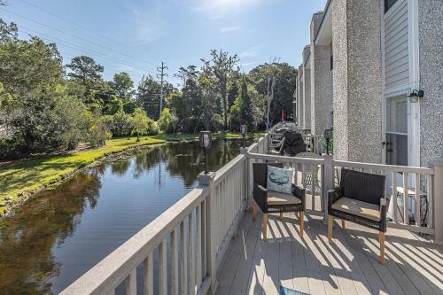Selah - 2 Bed - 1 And A Half Bath St Simons Condo With Community Pool