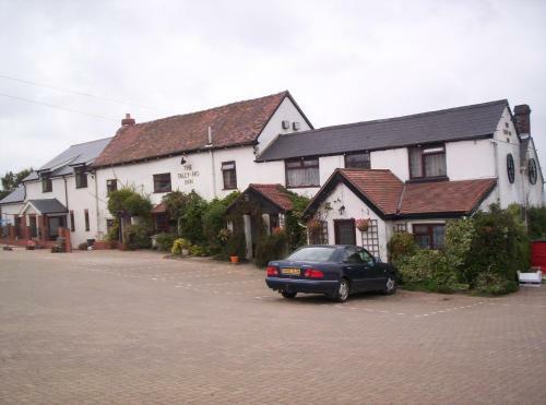 Hostal Tally Ho Inn