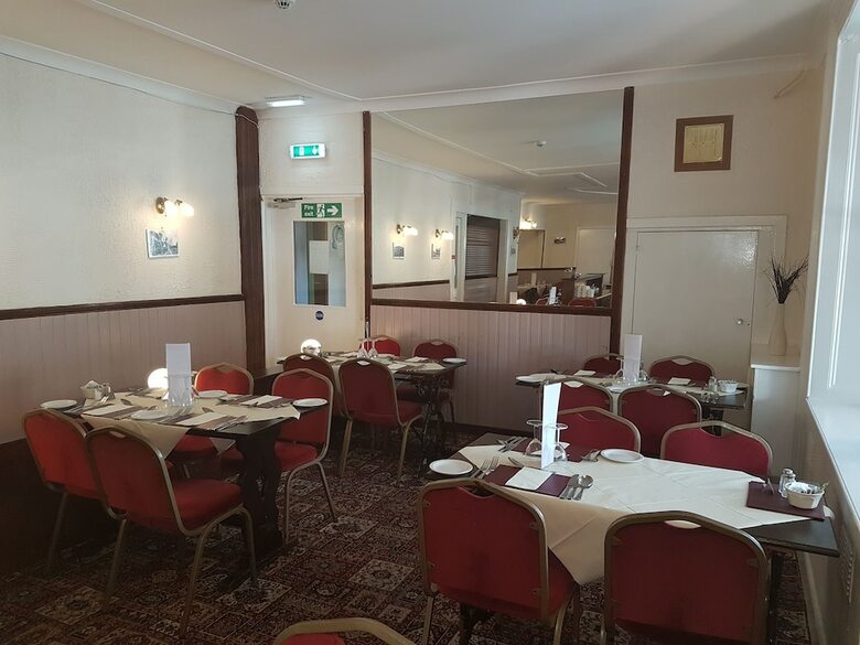 Mackay's Hotel