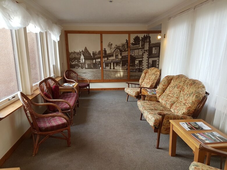 Mackay's Hotel