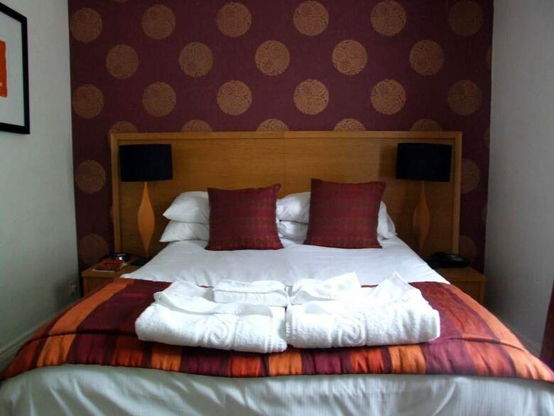Episode Hotel