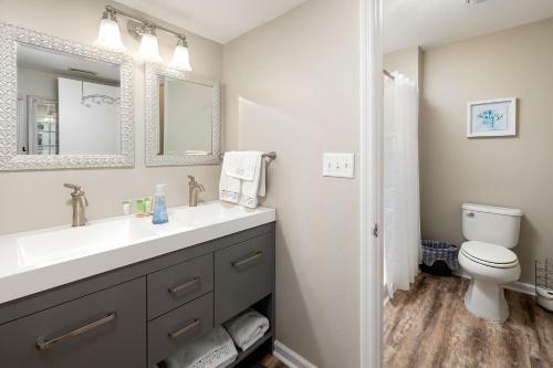 Rare 3 Bedroom 3 Bathroom Harbour Oaks Condo