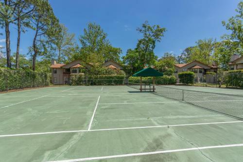 Rare 3 Bedroom 3 Bathroom Harbour Oaks Condo