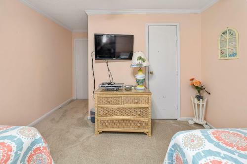 Updated Ocean Walk Condo