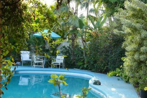 Tropical Pool Cottage Close To Kailua Beach