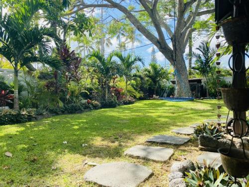 Gorgeous 5br Kailua Beachside Home - Sleeps 12 Home