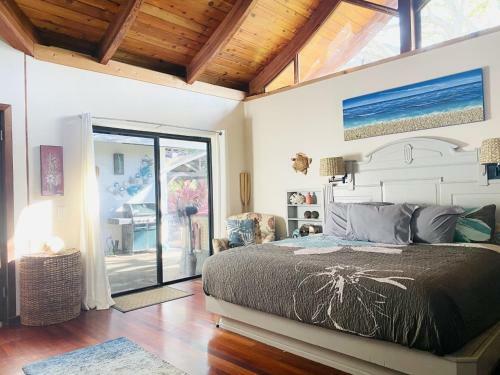 Gorgeous 5br Kailua Beachside Home - Sleeps 12 Home