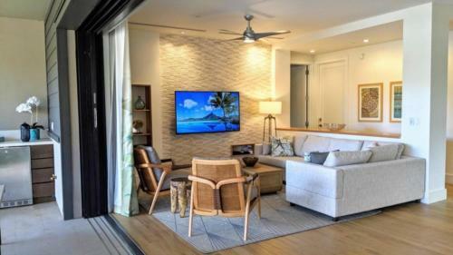 Maui Westside Presents - Luana Garden Villas 18c