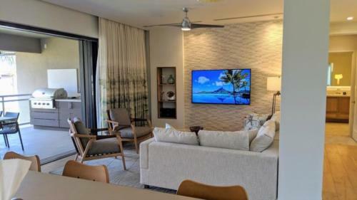 Maui Westside Presents - Luana Garden Villas 18c