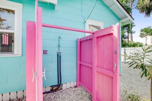 Tybee Blue Cat