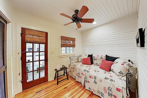 Longboard House