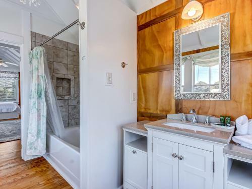 Riverlodge Upper