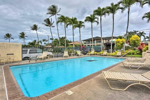 Apartamento Comfy Tropical Condo With Pool - Walk To Beach!