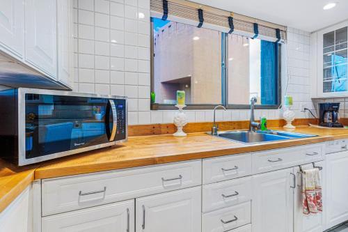 Apartamento Kahana Manor 701 2bd 2ba Oceanview Condo