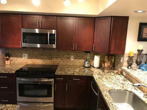 Apartamento Spacious & Modern Maui Condo Steps To The Beach!