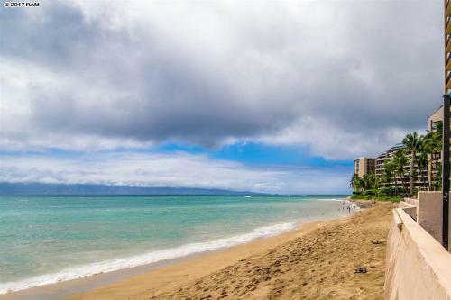 Apartamento Spacious & Modern Maui Condo Steps To The Beach!