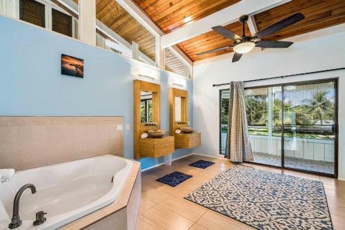 He'eia Bay Hale
