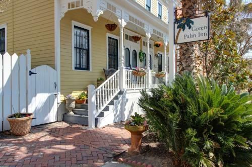 Bed & Breakfast Green Palm Inn